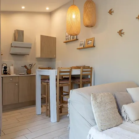 Vakantiehuis Piscine Balneo Chauffee